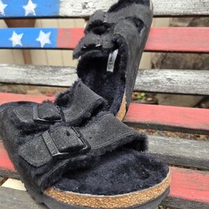 Birkenstock Arizona Black Suede Shearling EUC!!! Fuzzy Sandals 39